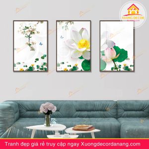tranh treo tường hoa sen, tranh hoa sen, tranh liên hoa, tranh canvas hoa sen, tranh hoa sen nghệ thuật, tranh hoa sen và cá koi, hoa sen và cá chép